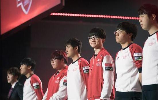 于未来的故 于未来的故